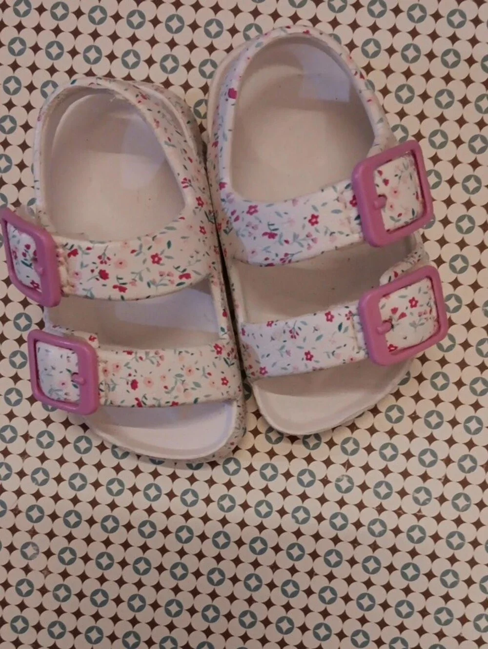 Lot of 5 pair -  baby girls shoes sizes 0-3 months up to toddler size 3